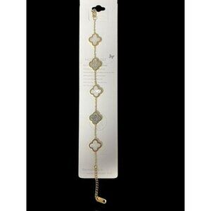 Clover Design Gold-Plated Bracelet With Adjustable Chain Length